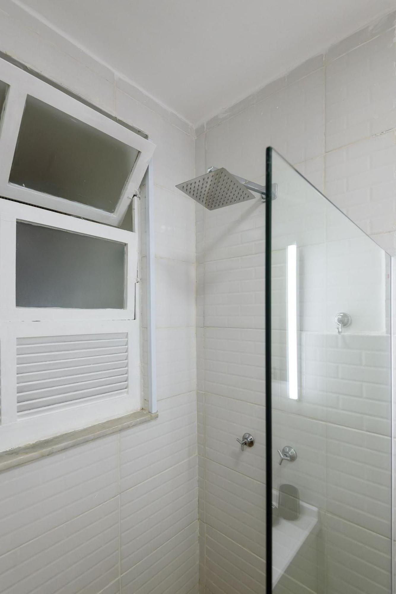 Apartamento 2qtos A 300m Da De Copacabana | Mvc 81/603 *