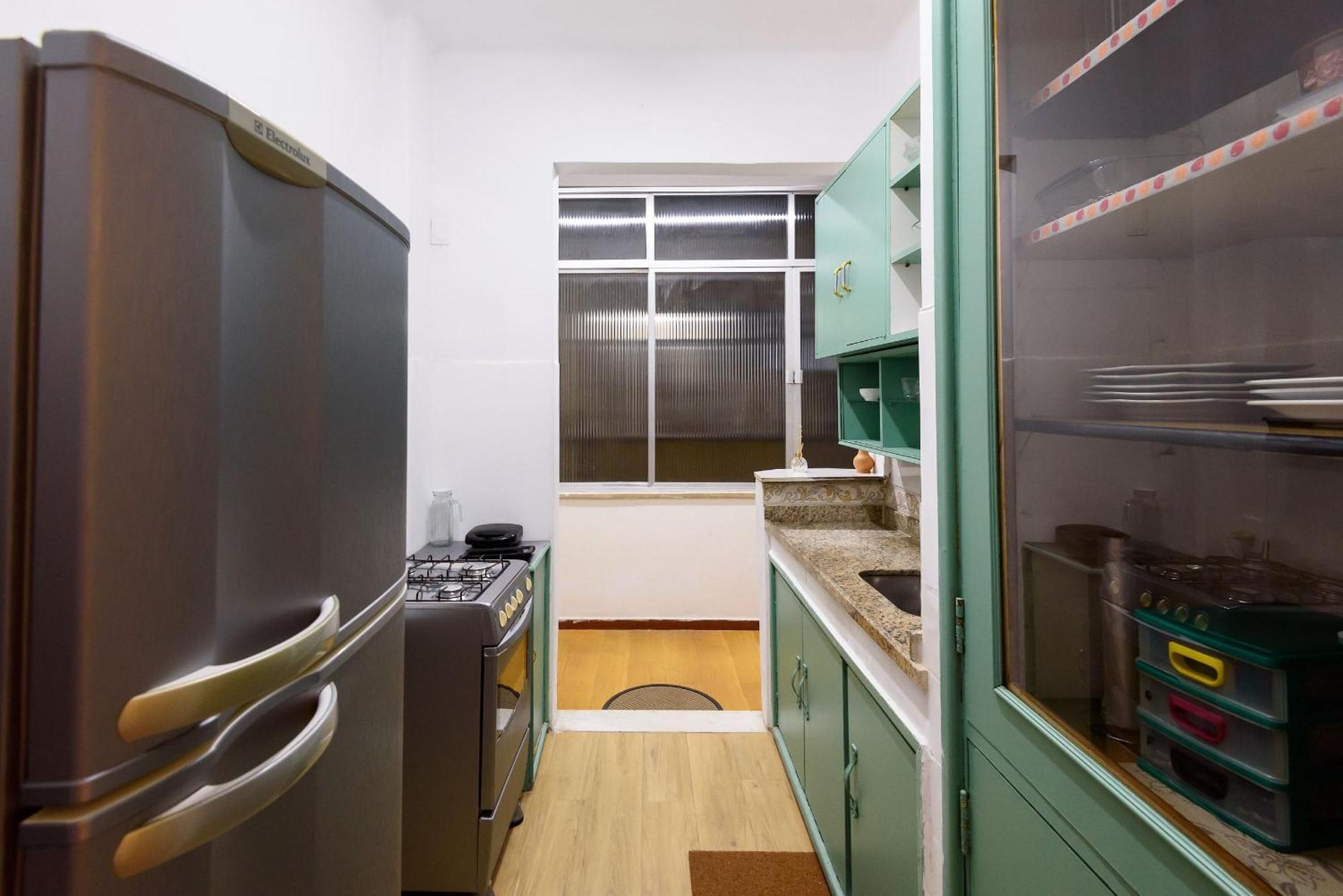 Apartamento 2qtos A 300m Da De Copacabana | Mvc 81/603 *